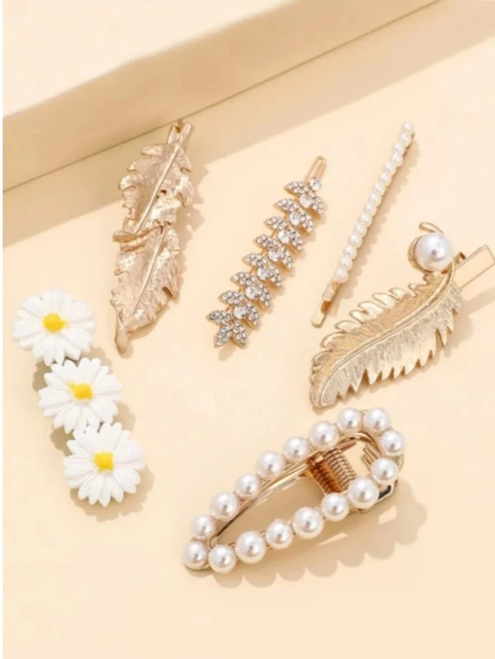 Gold & Pearl Multi-Pack Hairclip 6 Pack Set. NIP.
